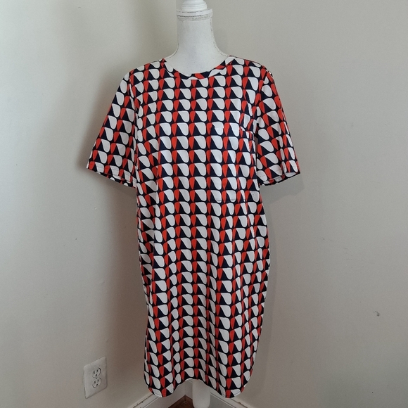 COS Oversized Printed Shift Dress With Pockets Size 8 NWOT - Picture 8 of 9